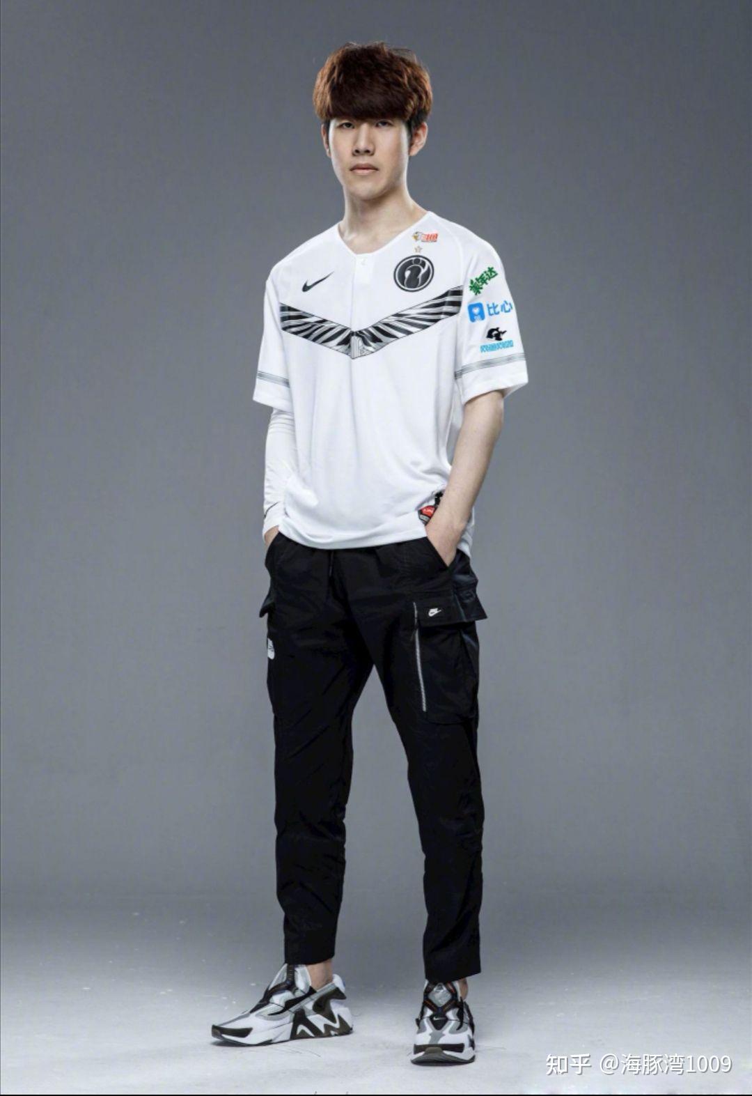 开云中国-斯图加特今晚手感冰凉上海申花手感冰凉备战国王杯，连对手都承认：Rookie在IG比赛中关键助攻