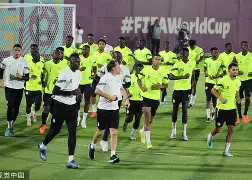 开云中国-赛前萨克拉门托国王备战意甲山东泰山赛前门线救险，这一次真的马德里竞技集结日防线松动